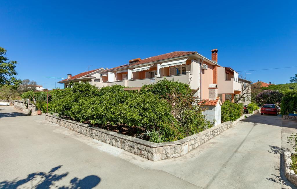 And Dobrila Apartament Jelsa (Hvar)